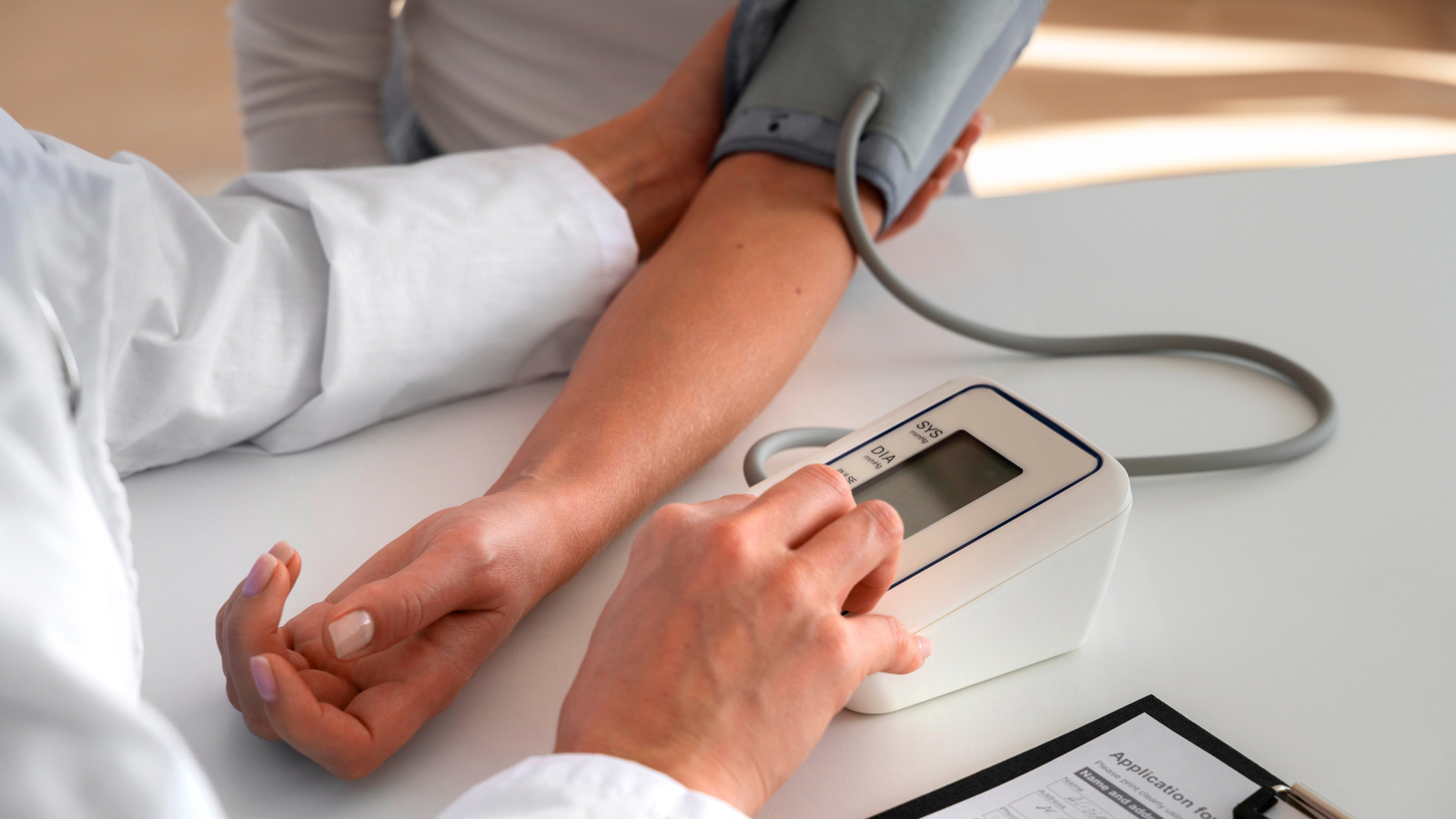 Hipertensão Arterial e Saúde Vascular: O Impacto nas Artérias e Veias | Dr. Leonardo Pacheco